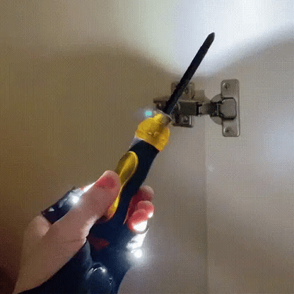 Rękawiczki z latarką LED – oświetlenie do precyzyjnych prac w ciemności