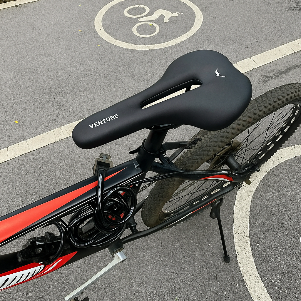 Siodełko rowerowe VENTURE – wodoodporne, ergonomiczne, z otworem wentylacyjnym i stalową ramą