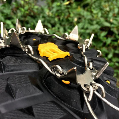 Raczki turystyczne na buty z kolcami – antypoślizgowe, na lód i śnieg, z pokrowcem