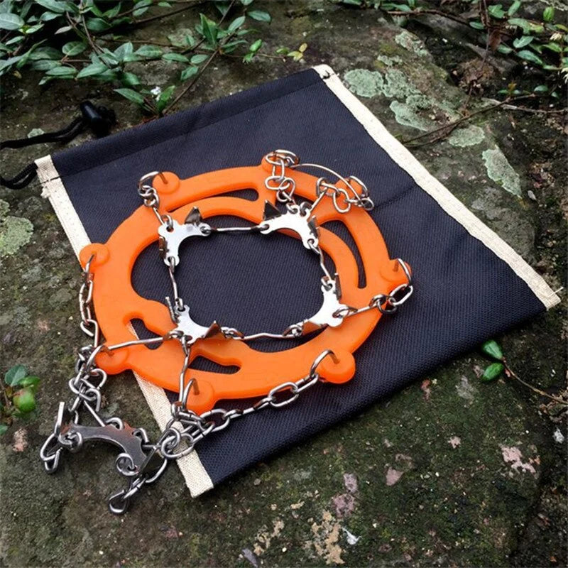 Raczki turystyczne na buty z kolcami – antypoślizgowe, na lód i śnieg, z pokrowcem